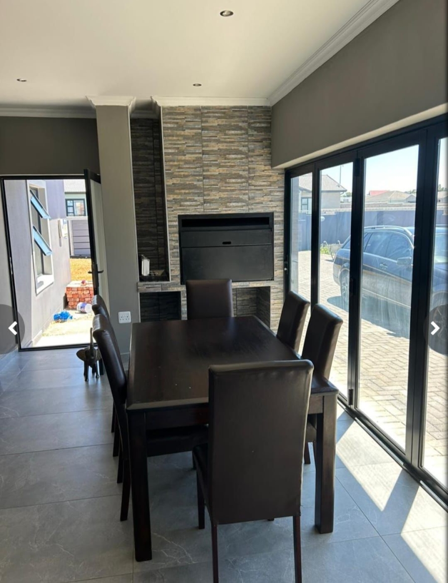 To Let 3 Bedroom Property for Rent in Fountains Estate Eastern Cape